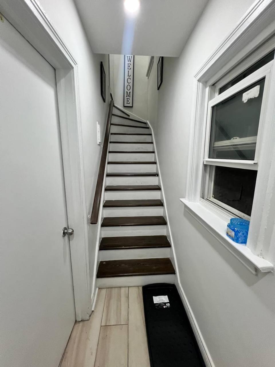 #1 Convvy-Nient Residence! Toronto Exterior photo